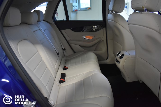 MERCEDES-BENZ GLC 300 e 4Matic EQ-Power Business Extra